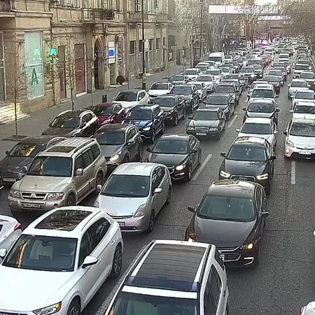 Bakının bir sıra yollarında tıxac müşahidə olunur