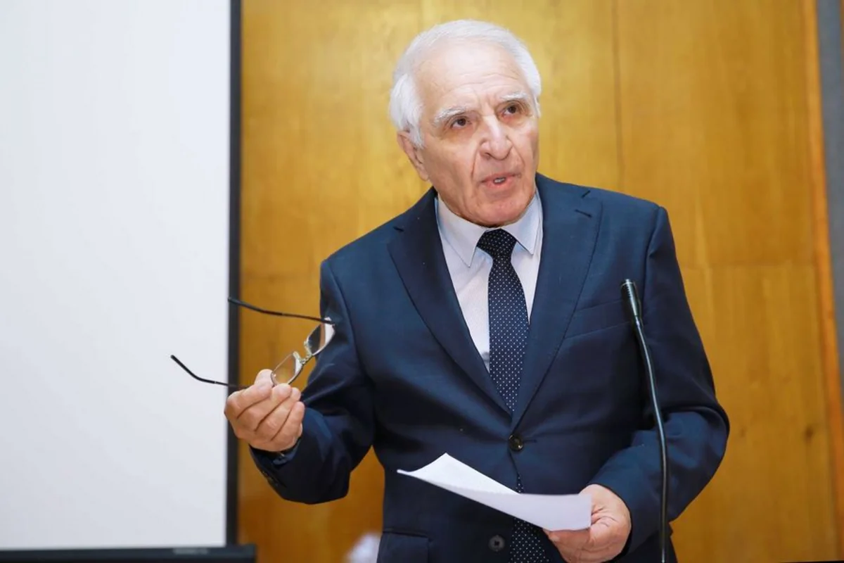 Azərbaycanın Əməkdar həkimi vəfat edib