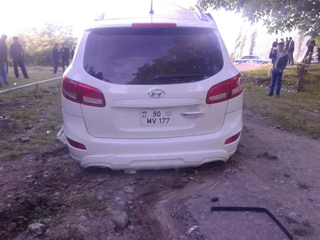 ​Oğuzda avtomobil aşıb, bir nəfər xəsarət alıb - FOTO