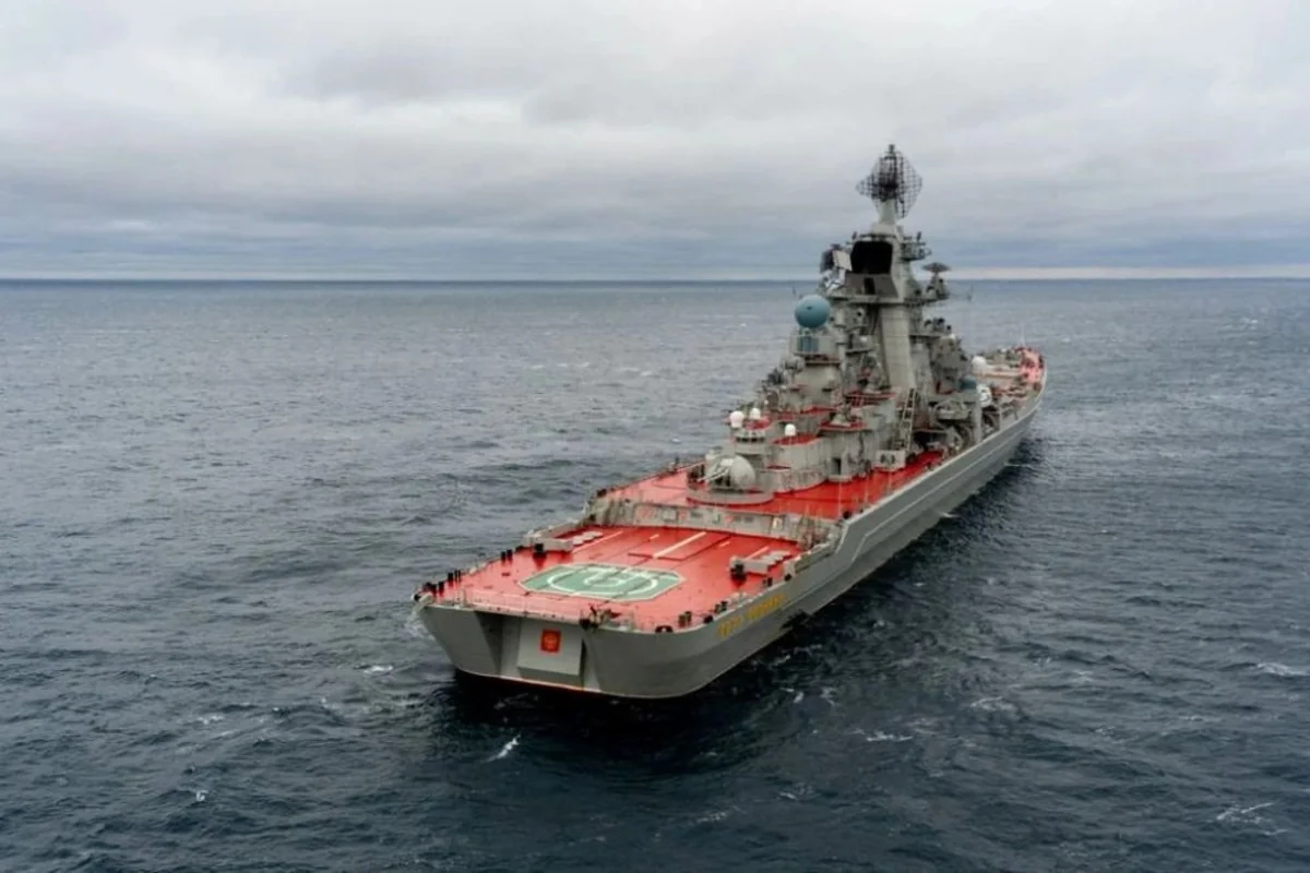 Корабль ВМС Индии освободил от пиратов иранское судно и 19 моряков