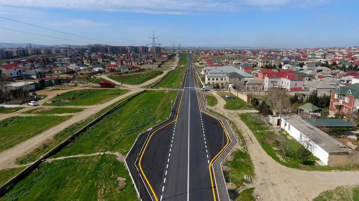 Nəqliyyat axınına müsbət təsir edən yol yenidən quruldu