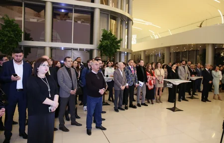 В Центре Гейдара Алиева открылась выставка художника Коджо Марфо