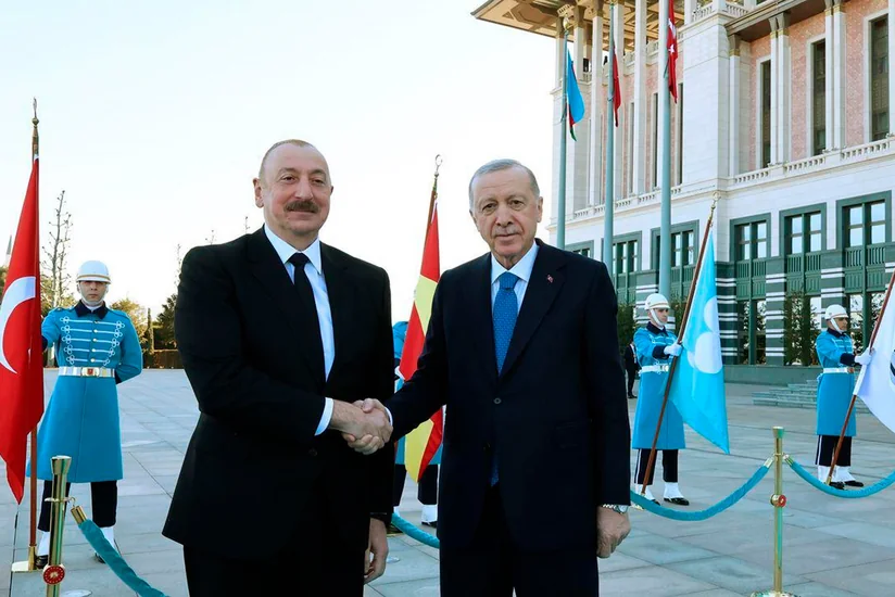 Президент: Железная дорога Баку-Тбилиси-Карс приносит огромную пользу, особенно для объединения тюркского мира