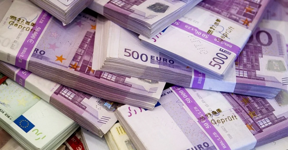 Aİ Ukraynaya 1 mlrd. avro kredit ayıracaq
