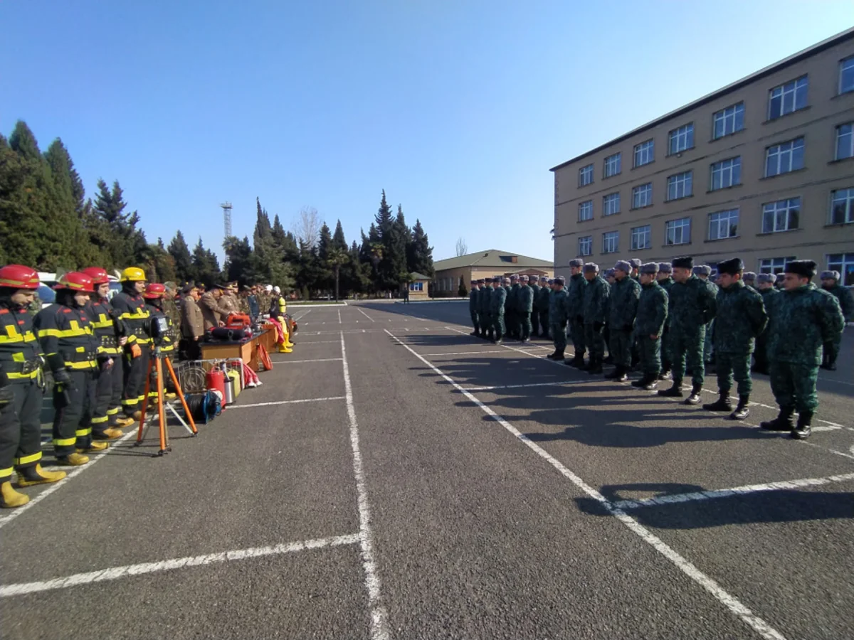 FHN DSX-nin hərbi hissəsində təlim keçirib