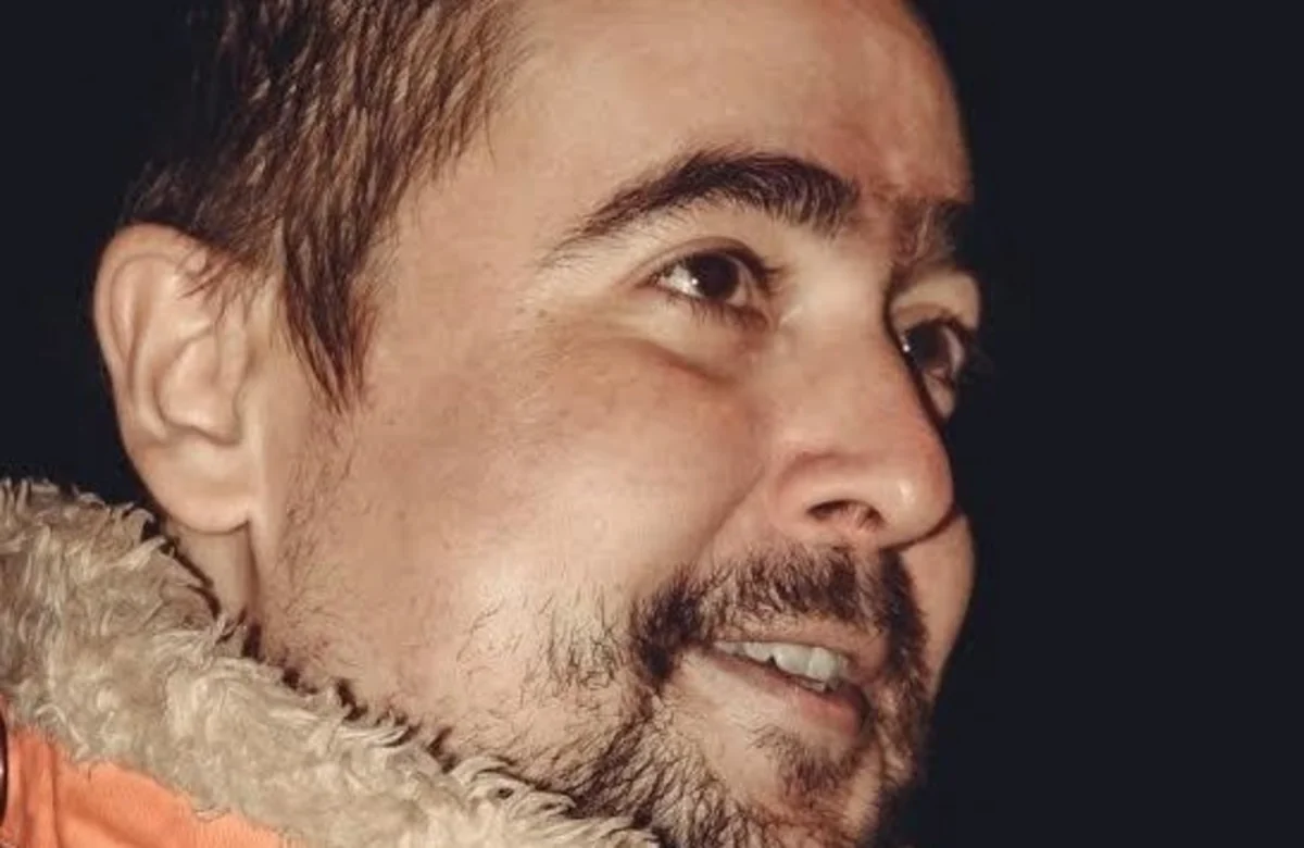 Скончался ведущий солист российской музыкальной группы Корейские LEDчики