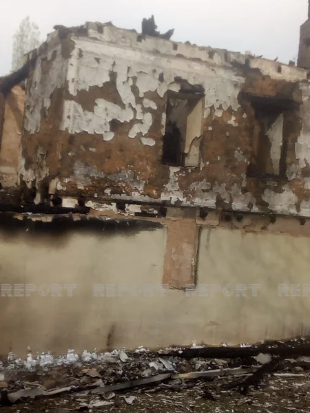 Qubada 3 gün əvvəl ölən şəxsin evi tamamilə yanıb, ailə evsiz qalıb