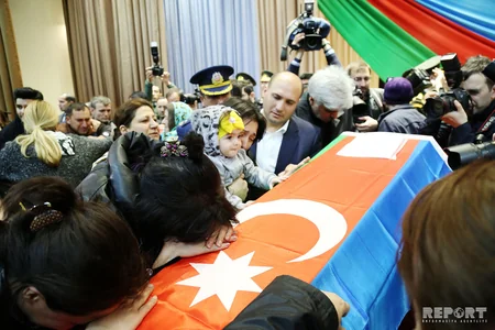 Şəhid pilotlar və polkovnik dəfn edilib - YENİLƏNİB-3