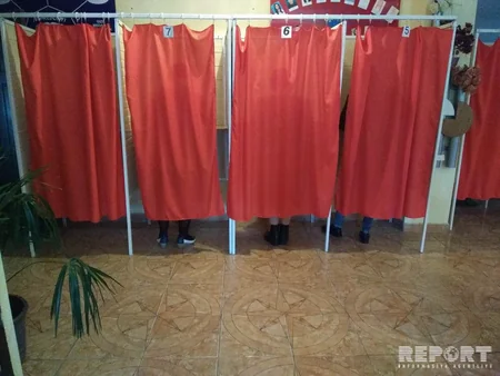 Qaxda seçici fəallığı müşahidə edilir - FOTOREPORTAJ