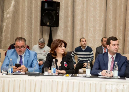 Prezident seçkilərində KİV-in rol və vəzifələrinə həsr edilən seminar-müşavirə keçirilib - YENİLƏNİB