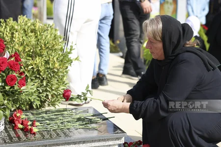 İkinci Fəxri xiyabanda Vətən müharibəsinin ildönümü ilə əlaqədar anım mərasimi başlayıb -YENİLƏNİB