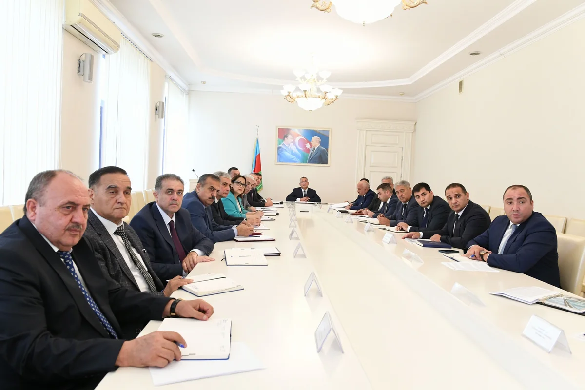 Qaçqınkomda kollegiya iclası keçirilib, qayıdış məsələləri müzakirə olunub