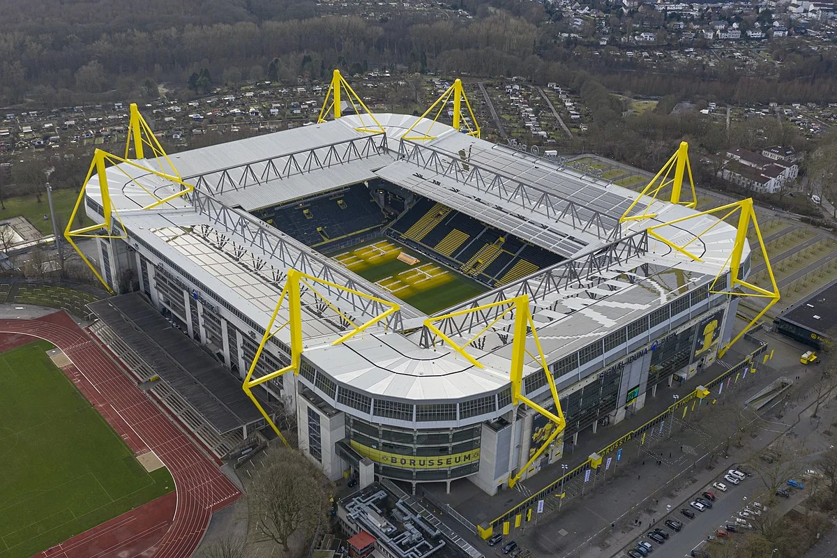 Avropanın ən yaxşı və ən pis stadionları bəlli olub