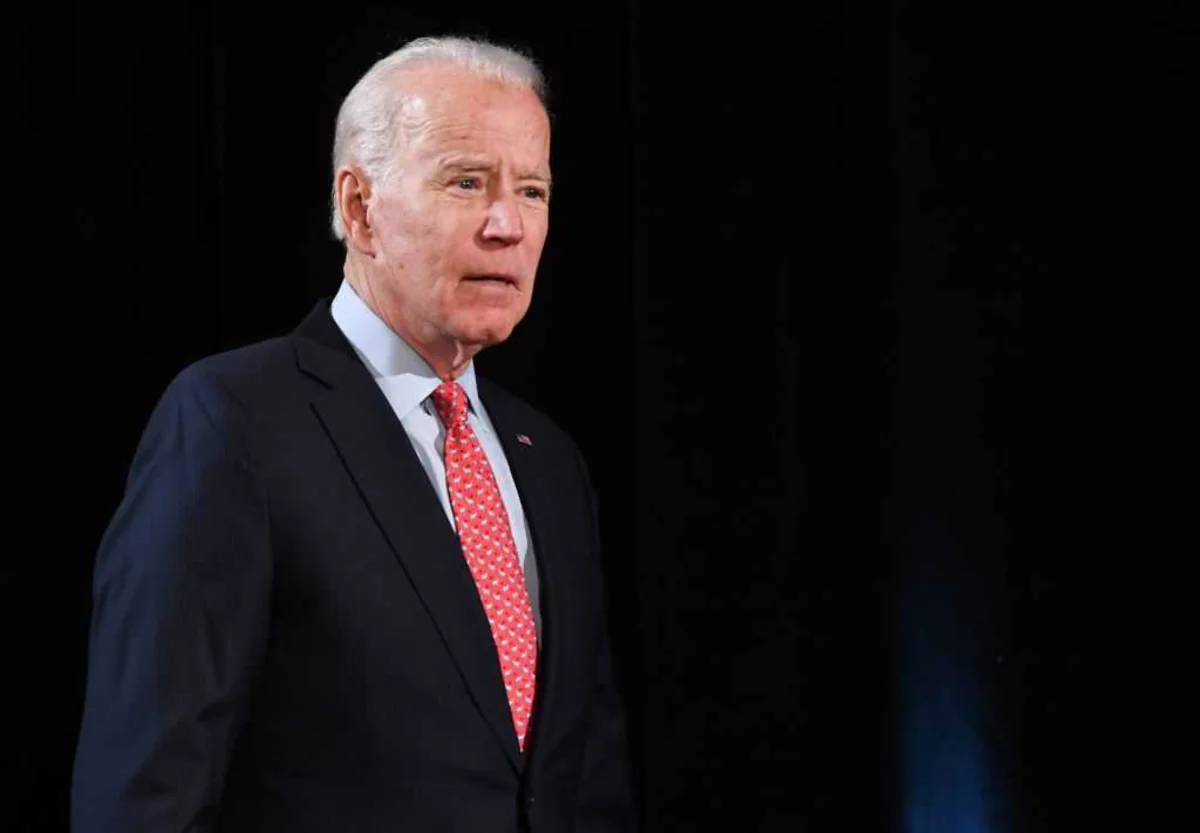 ФБР проводит обыск в частном доме Байдена