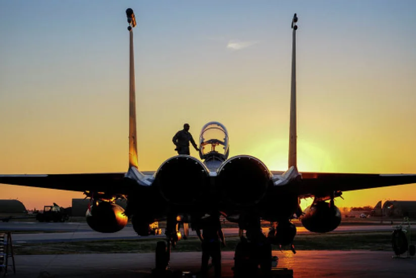 Глава минобороны ФРГ совершит визит на базу Инджирлик в Турции