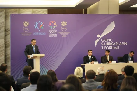 Orxan Məmmədov: Gənc sahibkarların innovativ layihələrinə 50 min manatadək güzəştli kredit verilə bilər