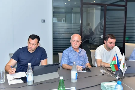 Mahir Məmmədov Bakıda, regionlarda və xaricdə yaşayan azərbaycanlı məşqçilərlə görüşüb