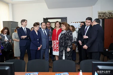 Bakıda yeni Qadın Resurs Mərkəzinin açılışı olub