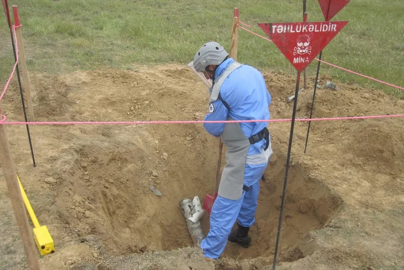 ANAMA: 1417 ədəd PHS, 11 ədəd piyada əleyhinə mina və 6 ədəd tank əleyhinə mina aşkar olunub - FOTO