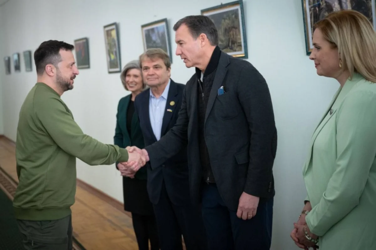 Zelenskyy meets with with delegation from US Congres in Chernihiv region