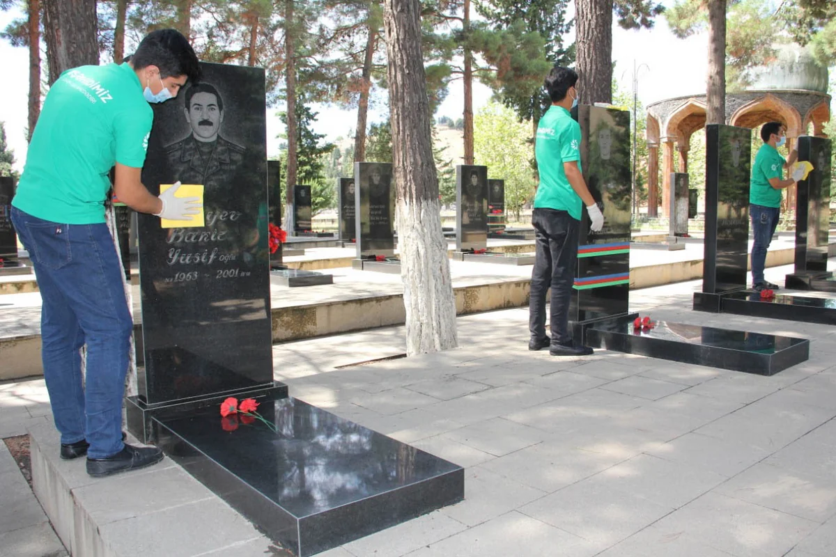 Göyçaylı gənclər Şəhidimiz adlı aksiya keçirdilər