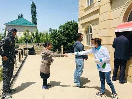 Könüllülər yeni şəraitdə fəaliyyətlərini genişmiqyaslı aksiyalarla davam etdirirlər