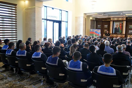 Respublika Günü münasibətilə Azərbaycan ordusunda silsilə tədbirlər keçirilir