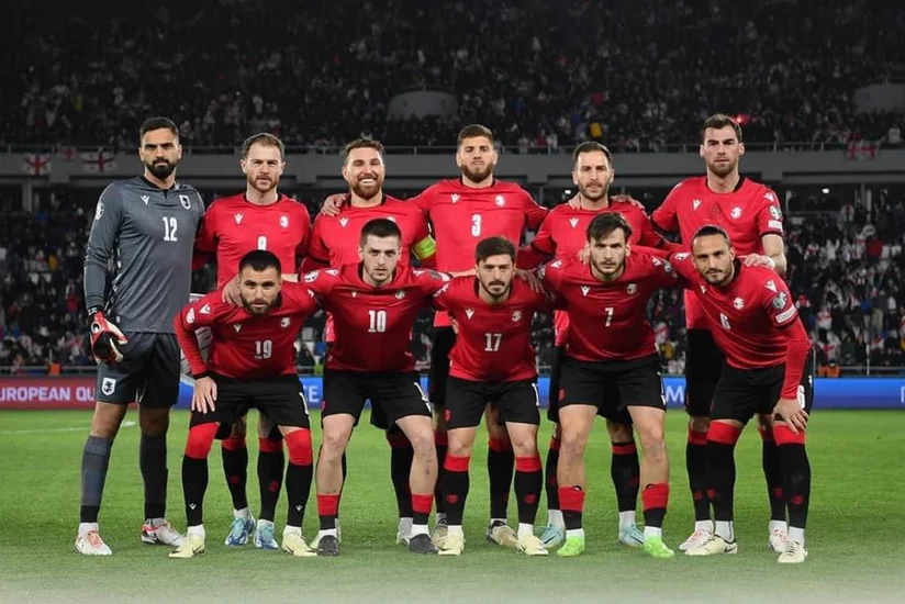 Gürcüstan millisi ilk dəfə futbol üzrə Avropa çempionatına vəsiqə qazanıb