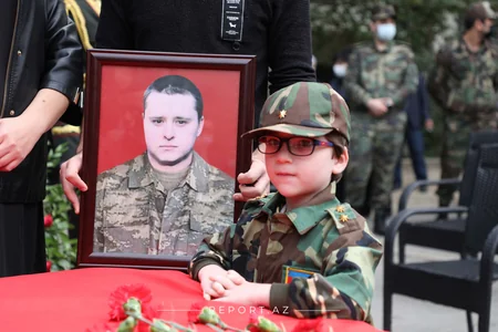 Şəhid Dmitri Solnsevin II Fəxri xiyabanda dəfn olunub