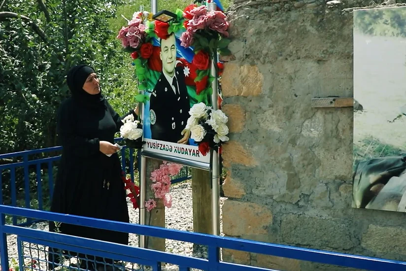 Xudayar Yusifzadənin anası oğlunun şəhid olduğu yerə gedib