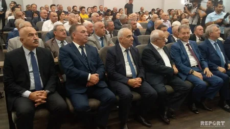 Xoşbəxt Yusifzadənin fransız dilində nəşr olunmuş kitabının təqdimatı keçirilib