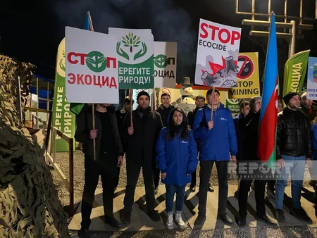 Акция протеста на дороге Ханкенди-Лачын продолжается и в вечерние часы