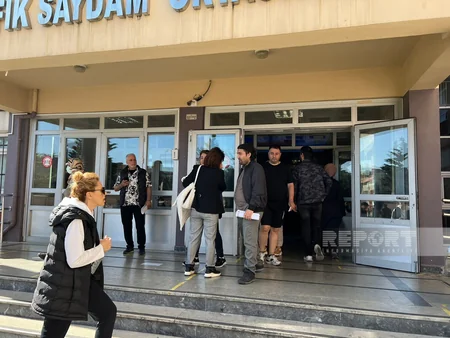 Türkiyədə seçki məntəqələrində izdiham müşahidə olunur - REPORTAJ