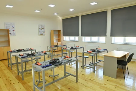 İlin sonunadək istismara veriləcək məktəblərin sayı açıqlanıb