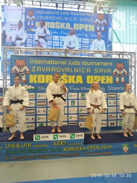Azərbaycanın qadın cüdoçuları Sloveniyada 2 qızıl, 3 gümüş medal qazanıblar - FOTO