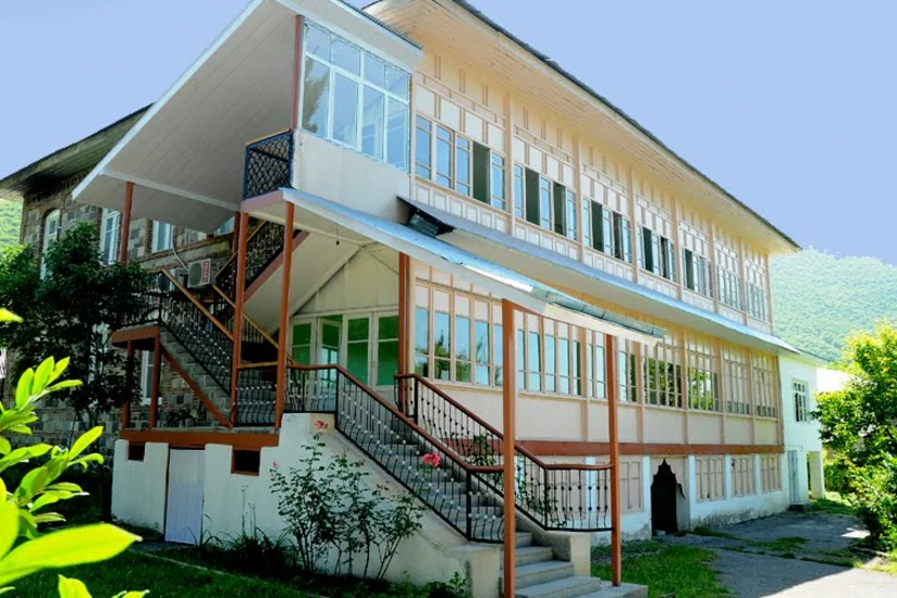 Azərbaycanda yeni alma və armud sortları yaradılıb