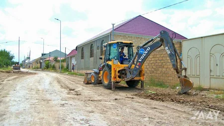Gəncənin daxili avtomobil yollarında təmir-tikinti işləri aparılır