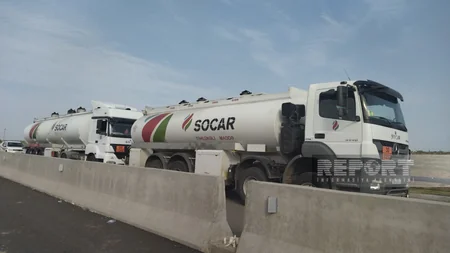 Azərbaycan Qarabağın erməni sakinləri üçün yanacaq göndərib