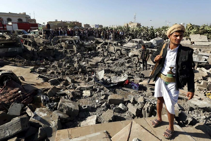 UN: First aid ship docks in Yemen’s Aden