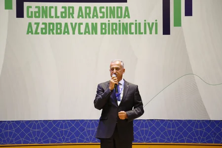 Ağırlıqqaldırma üzrə Azərbaycan birinciliyinin açılış mərasimi keçirilib