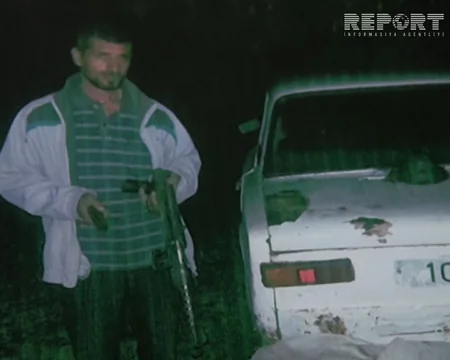 Azərbaycanda 20 il həbs həyatı yaşamış şəxsdən odlu silah və narkotik vasitə götürülüb - FOTO
