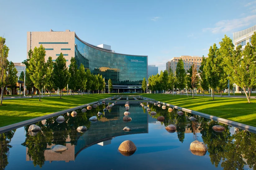 Heydar Aliyev's surgeon and cardiologist at Cleveland Clinic visit Azerbaijan