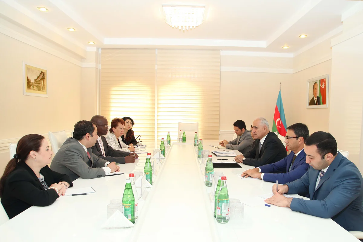 ​Dünya Bankının regional direktoru İqtisadiyyat və Sənaye Nazirliyində olub