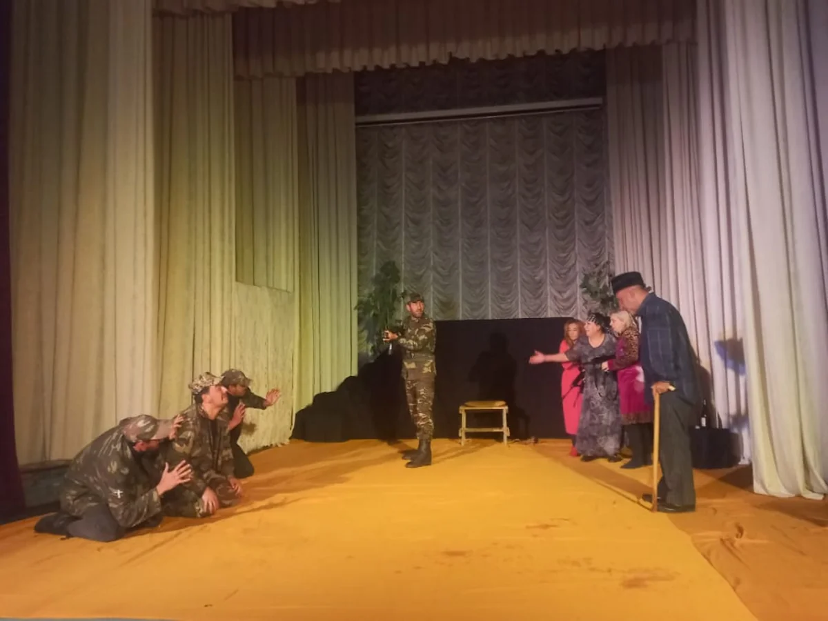 Füzuli Dövlət Dram Teatrı mövsümü Yaddaş tamaşası ilə açıb
