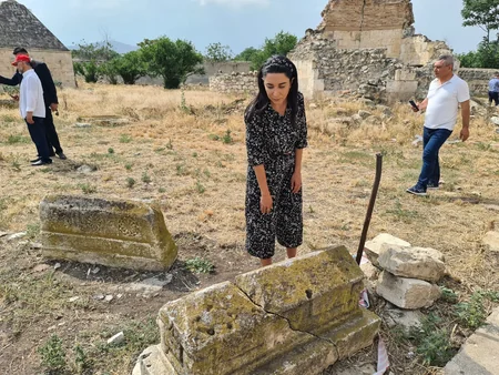 Azərbaycan və Türkiyə ombudsmanı Ağdam Cümə məscidində olub