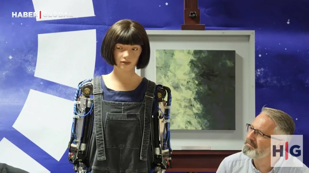 В Женеве прошла первая в мире пресс-конференция роботов