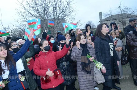 Şabranda Vətən müharibəsi şəhidinin barelyefi qoyulub   