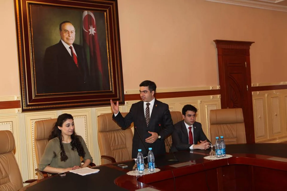 ​BDU-da Ekoloji çirklənmə mövzusunda tədbir keçirilib