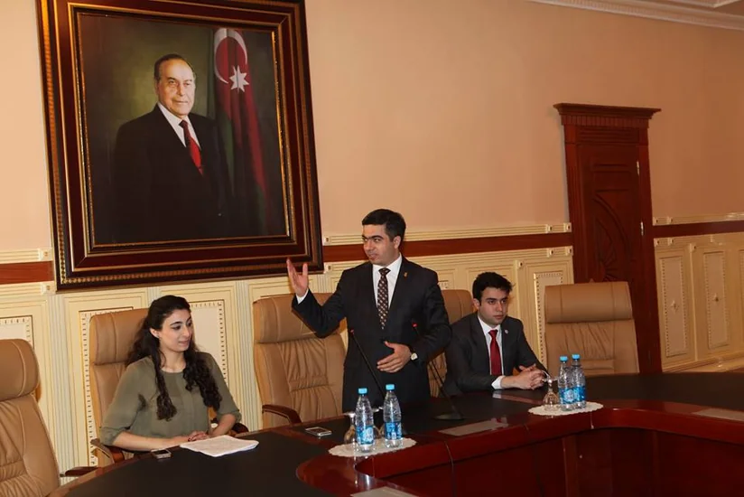 ​BDU-da Ekoloji çirklənmə mövzusunda tədbir keçirilib