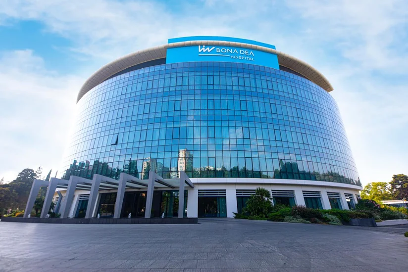 Liv Bona Dea Hospital daun sindromlu uşaqları ödənişsiz kardioloji müayinədən keçirib